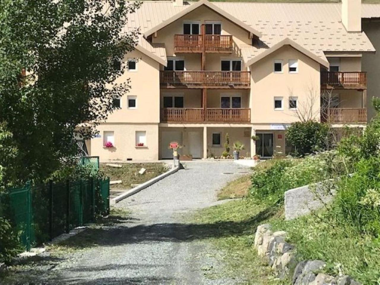 De Tourisme La Meije Blanche *
